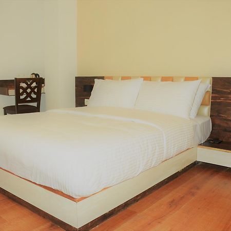 Hotel Aura Shillong Buitenkant foto