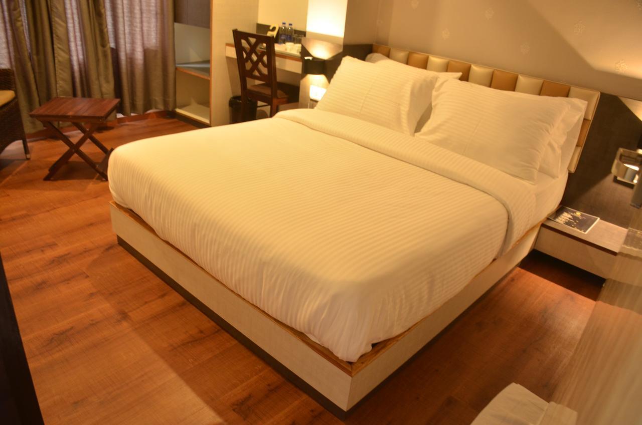 Hotel Aura Shillong Buitenkant foto