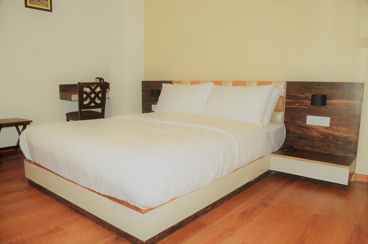 Hotel Aura Shillong Buitenkant foto