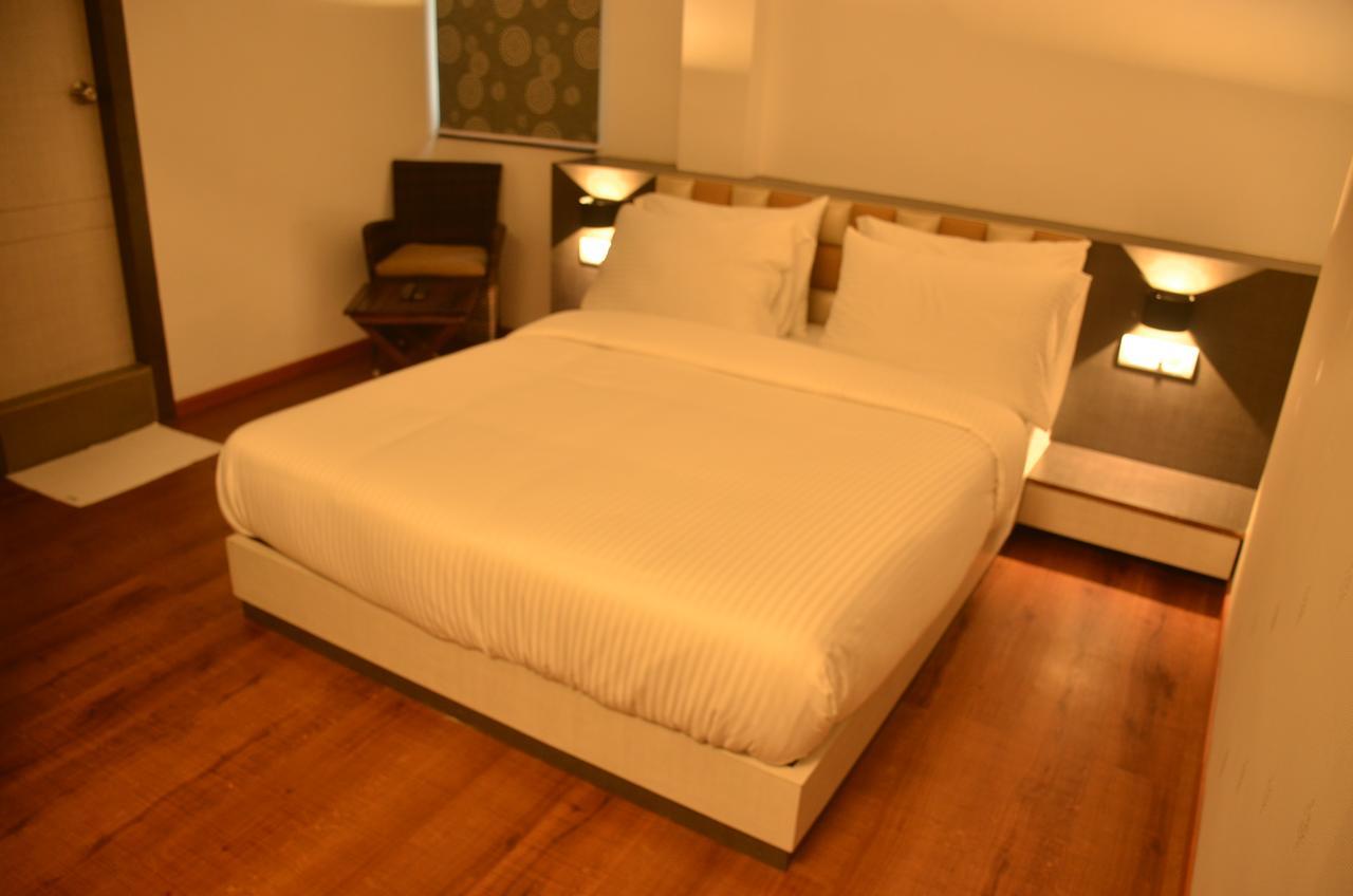 Hotel Aura Shillong Buitenkant foto