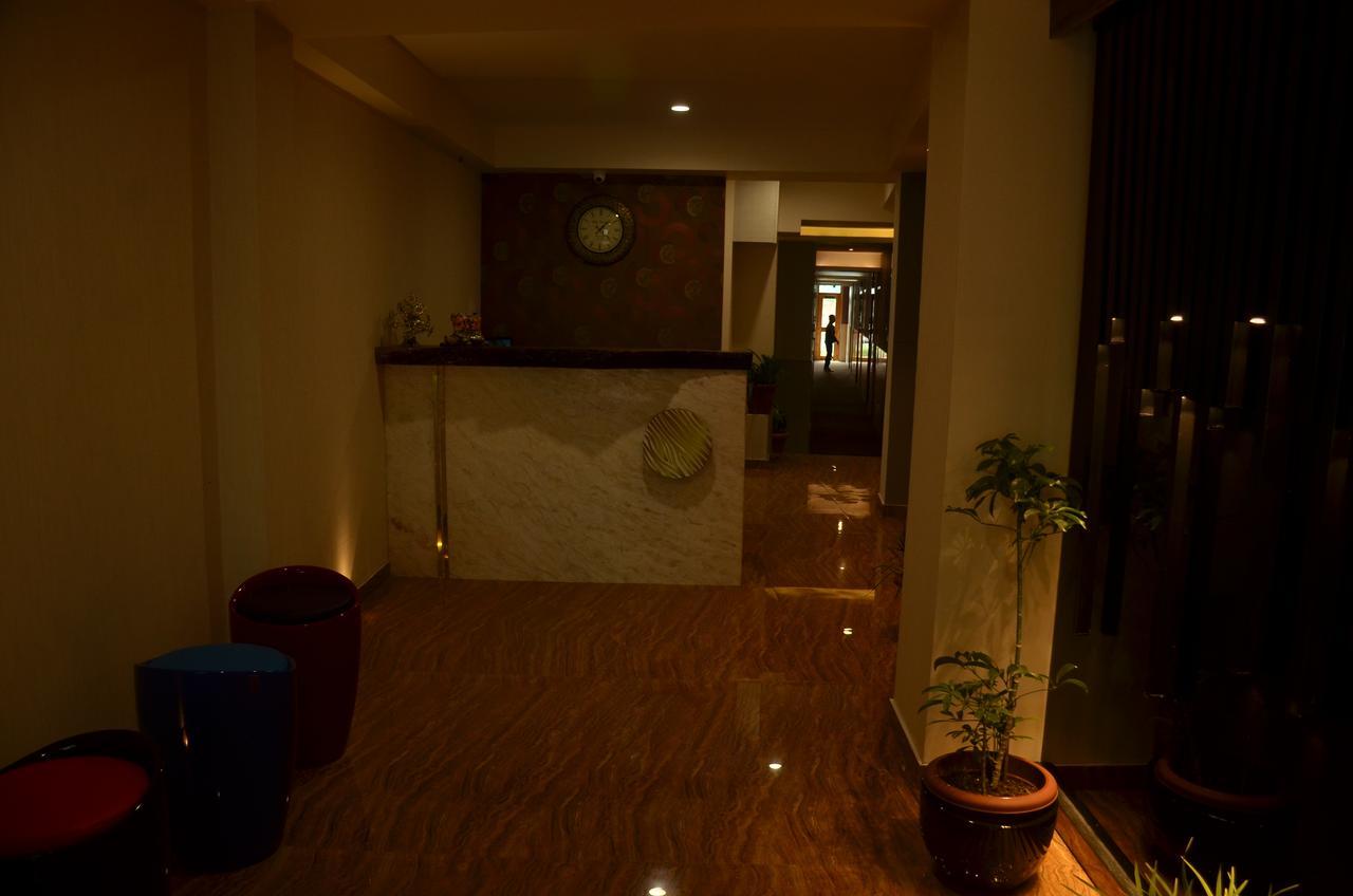 Hotel Aura Shillong Buitenkant foto