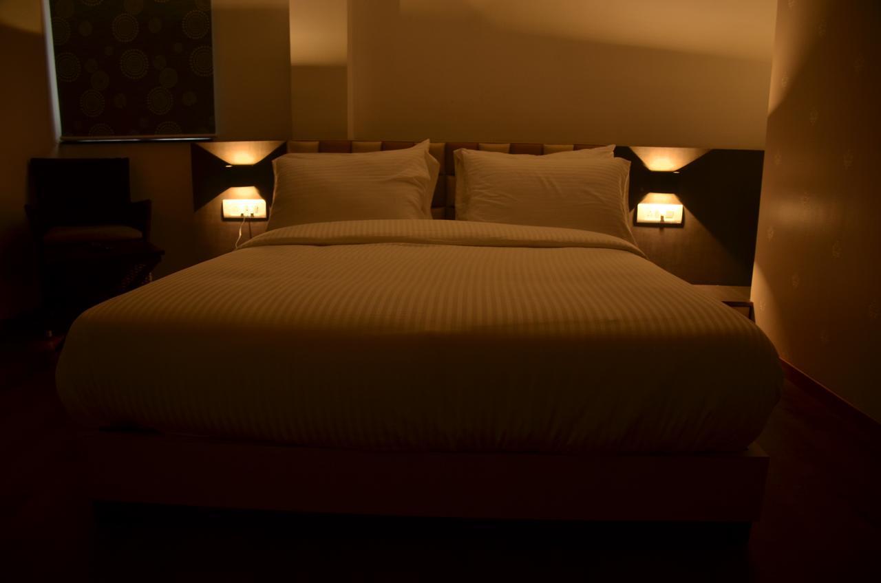 Hotel Aura Shillong Buitenkant foto
